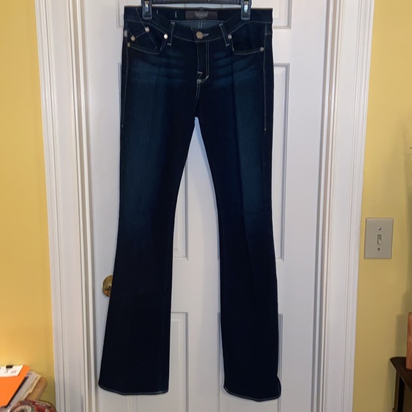 Rock & Republic Los Angeles Slim Flared Dark Blue Jeans - Picture 13 of 16